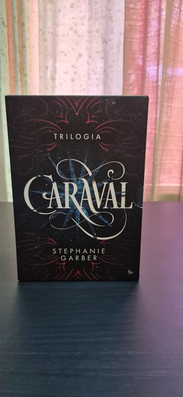 Livros da Trilogia Caraval