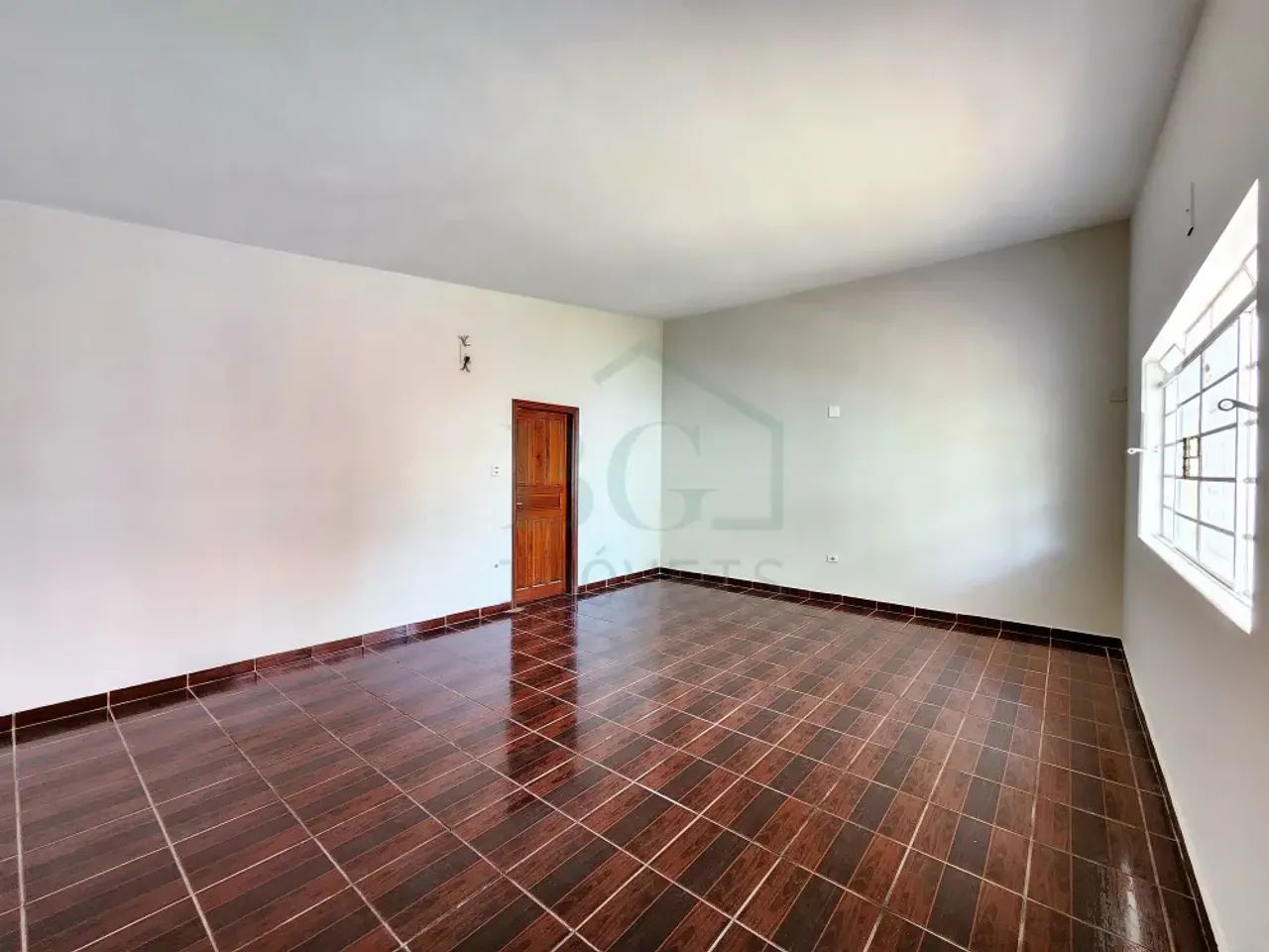 Excelente casa no centro de Poços de Caldas MG. - Foto 4