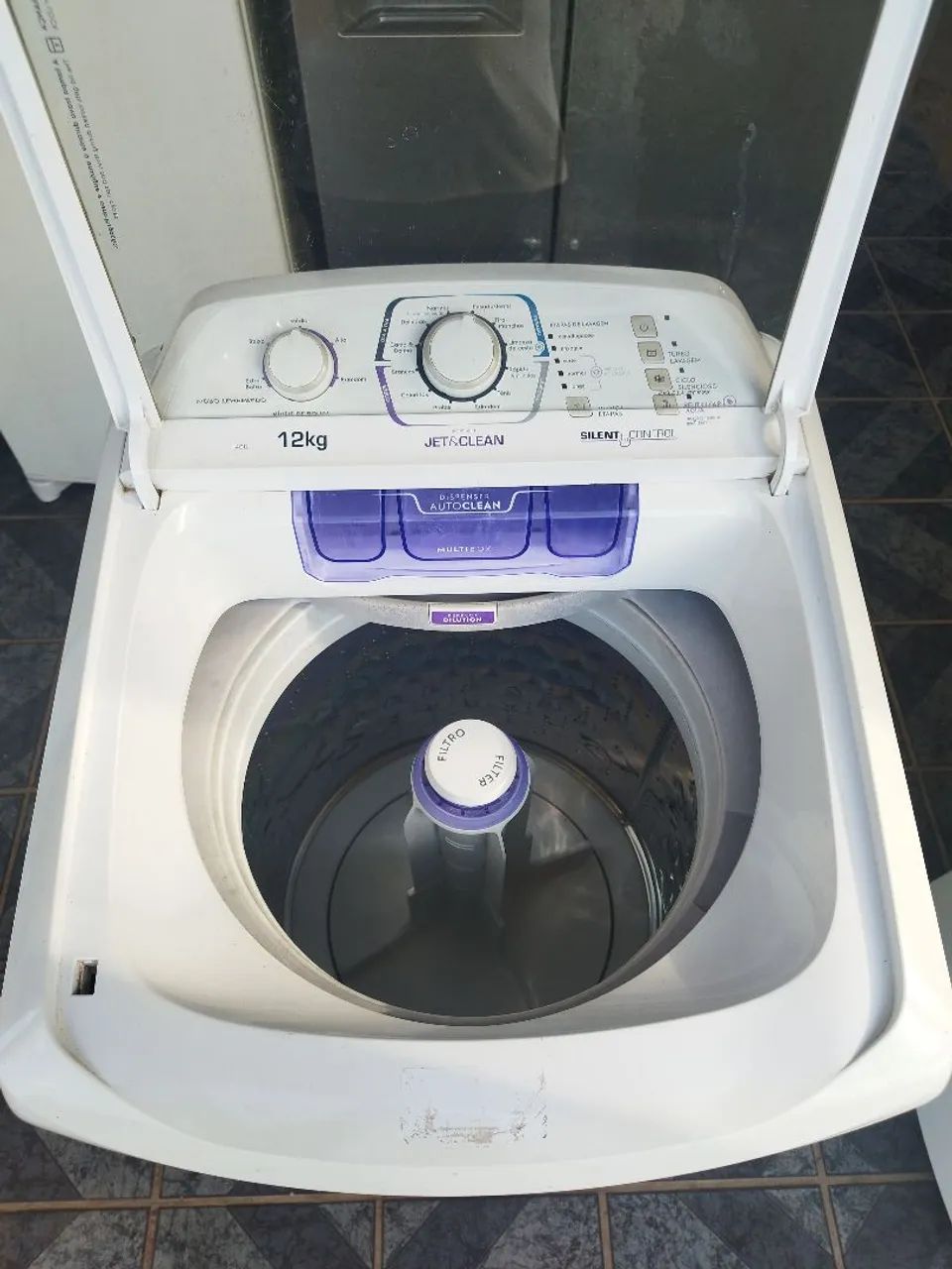 Máquina de Lavar Roupas Eletrolux 12 kg. - Foto 2