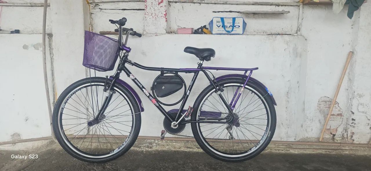Vende-se Monark