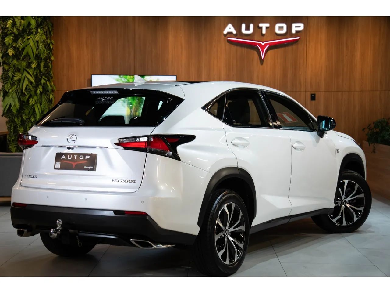 Lexus NX-200t F-sport 2.0 16V 238cv Aut., foto 4 de 20