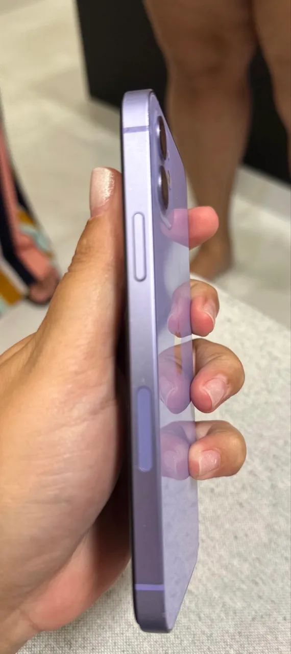 Vendo iPhone 12 lilás  - Foto 3