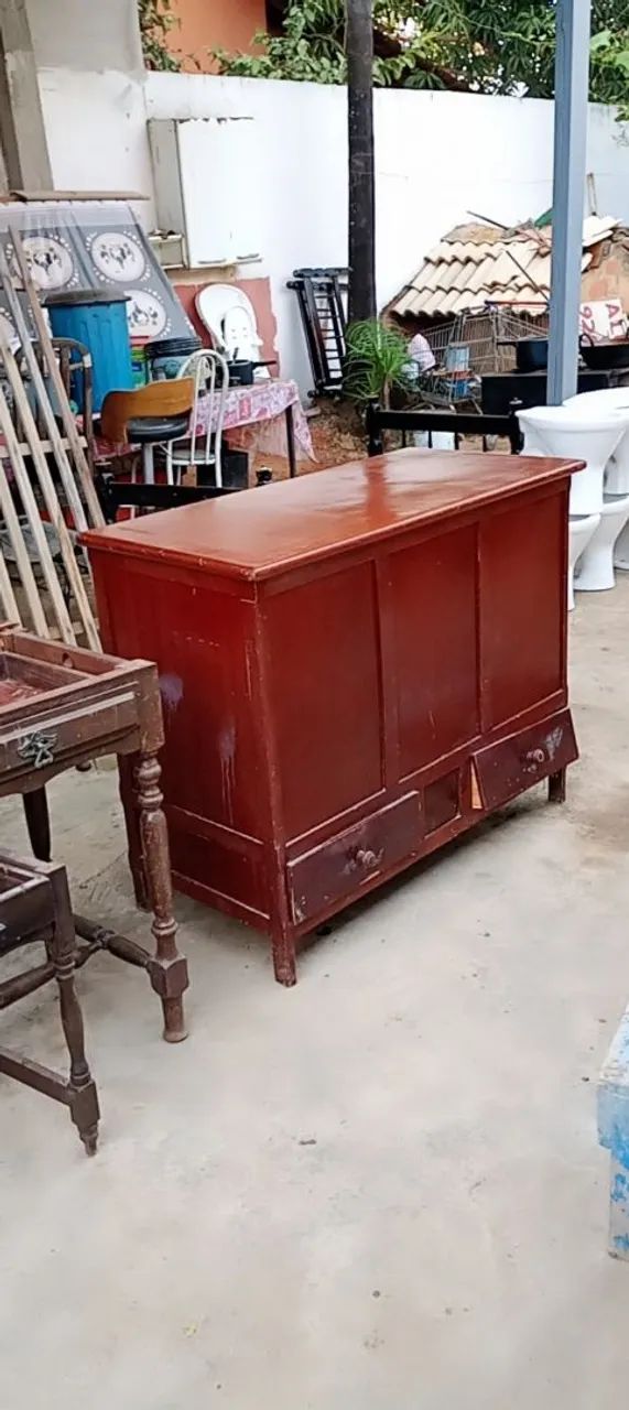 Vendo essa cômoda pra reformar 