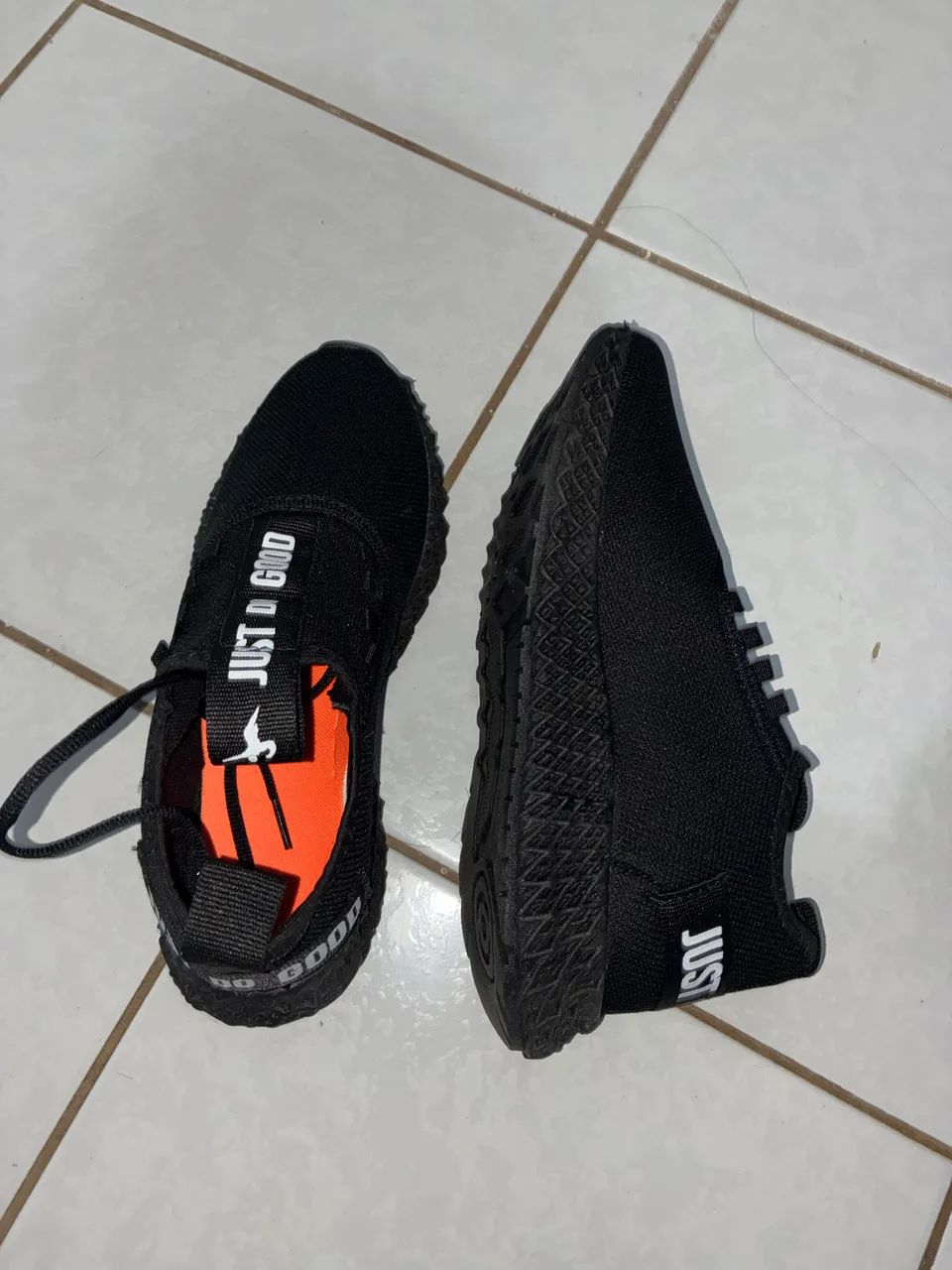 TENIS NOVO - nunca usado. - Foto 2