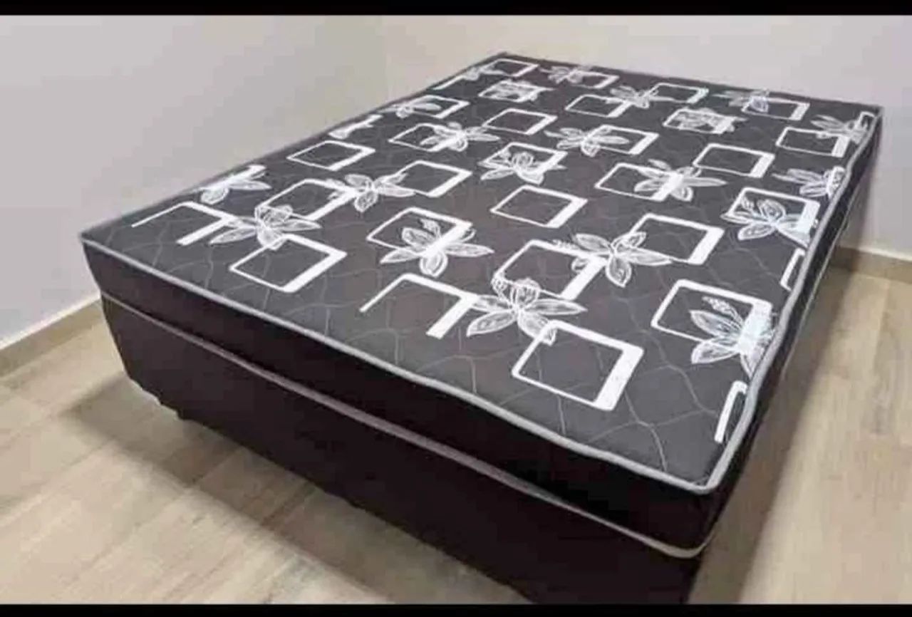 Cama box casal espuma 
