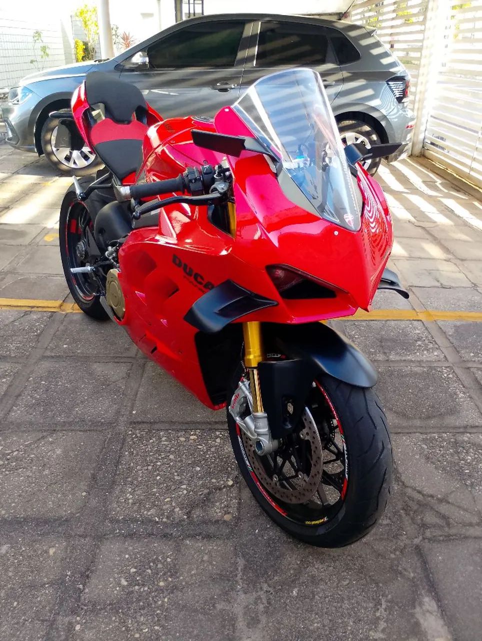 DUCATI Panigale V4S 2023 - Foto 3