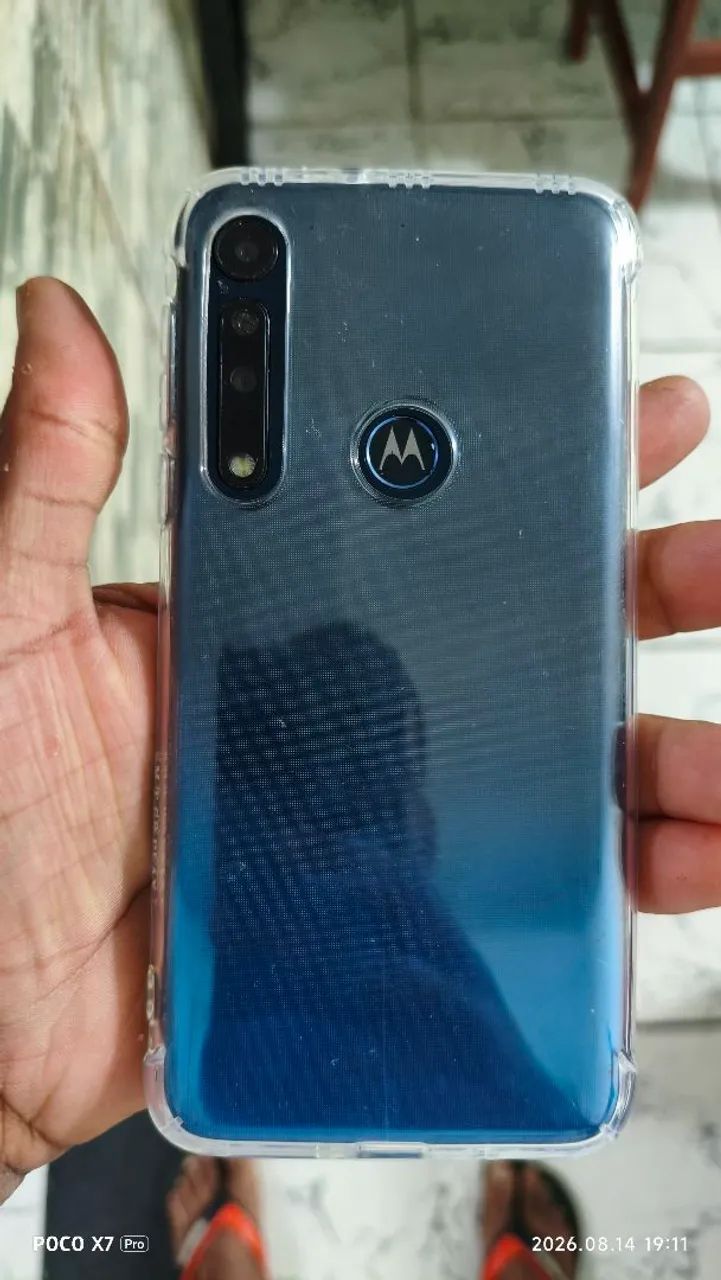 Moto one macro 