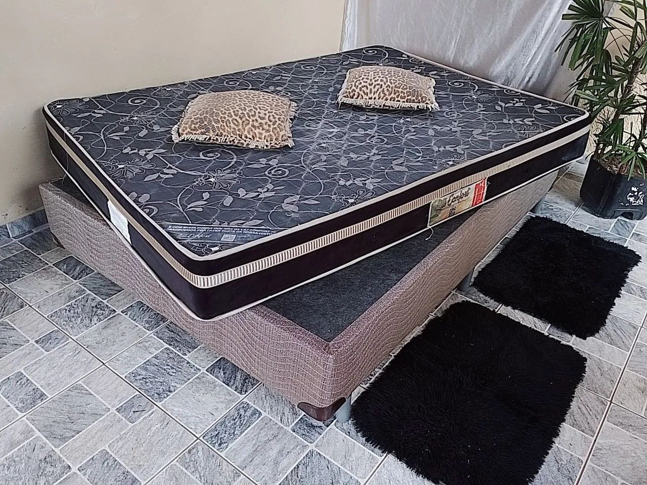 Entrego, cama box casal 