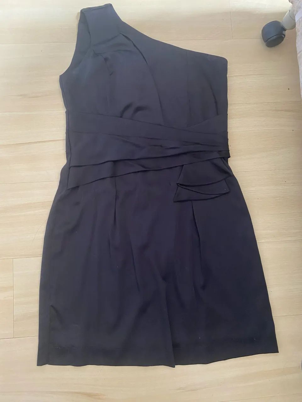 Vestido preto curto social 