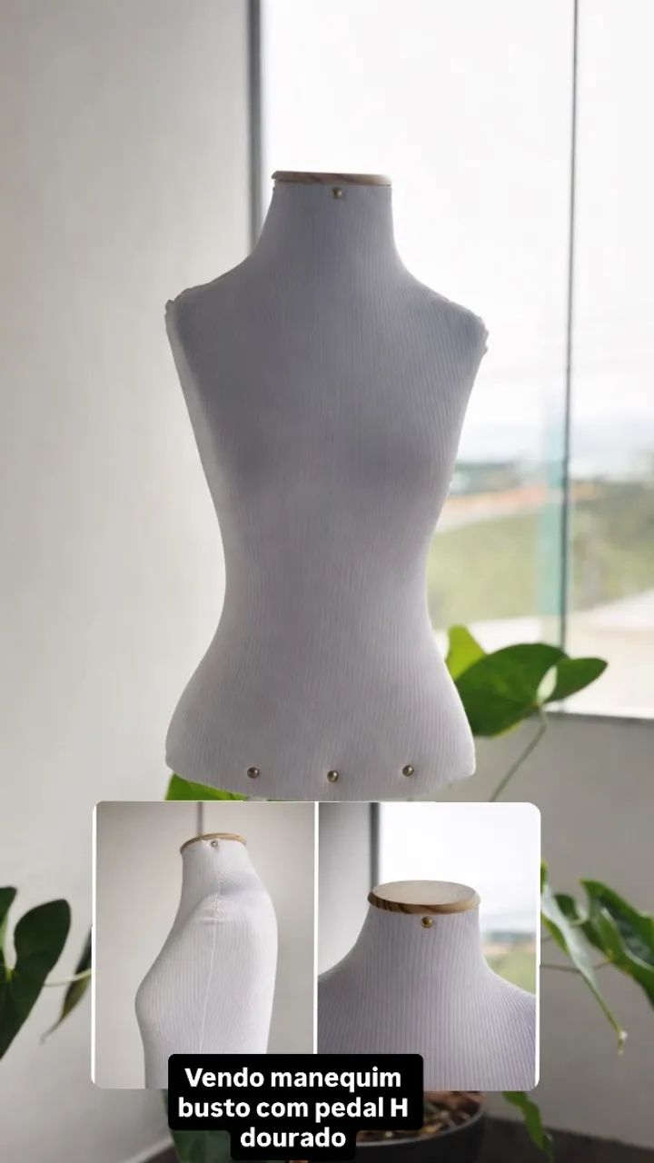 Manequim busto com pedal