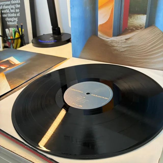 Tame Impala - The Slow Rush Vinil Importado - Foto 3