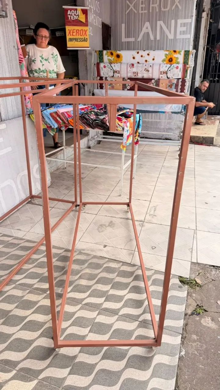 Arara de chão  - Foto 2