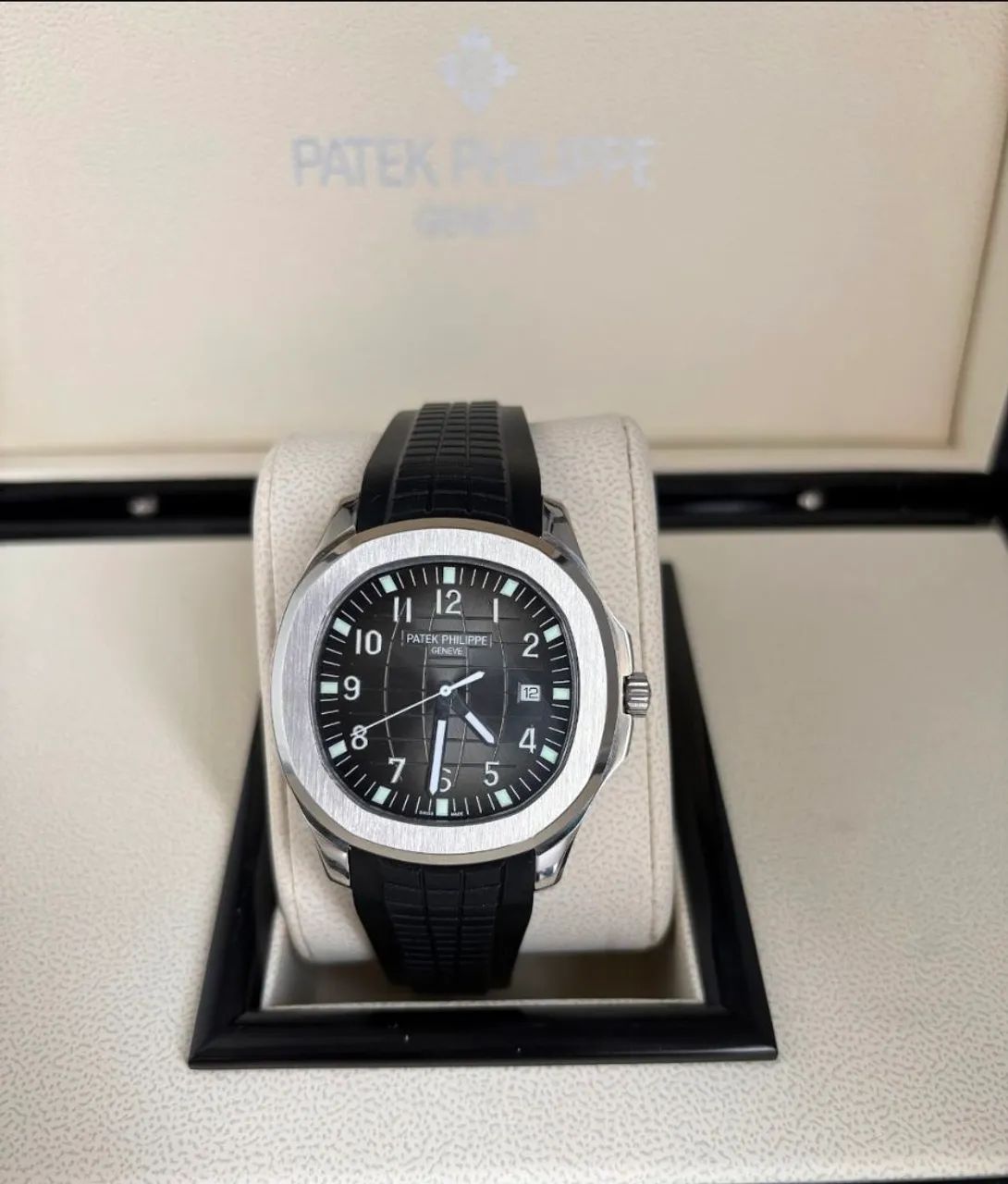 Relógio Patek Philippe Aquanaut Automático 