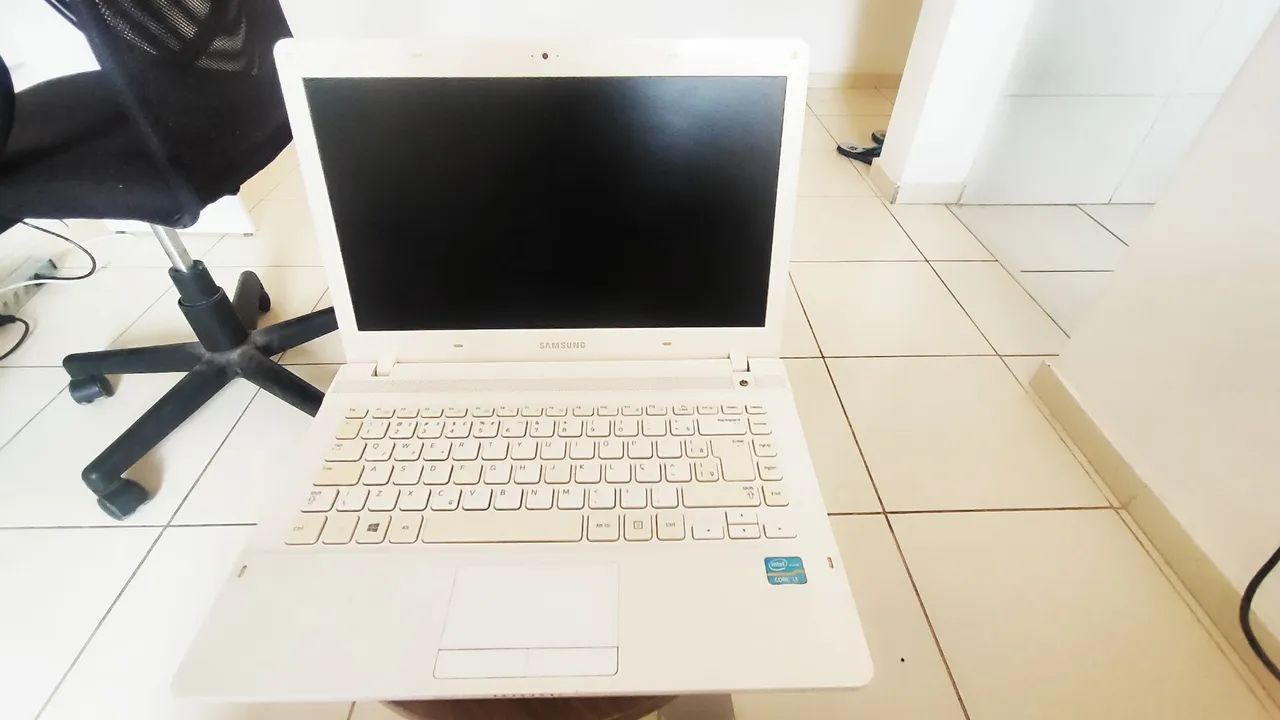 Vendo notebook Samsung para retirada de pecas
