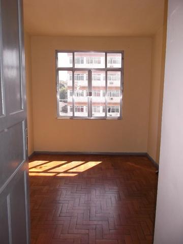 Apt° 2/4, garagem com portão eletrônico e porteiro 24h - Foto 7