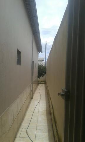 Casa 3/4 quartos c/ súite de laje garagem para 3 carros bairro residencial américa 135 mil - Foto 3