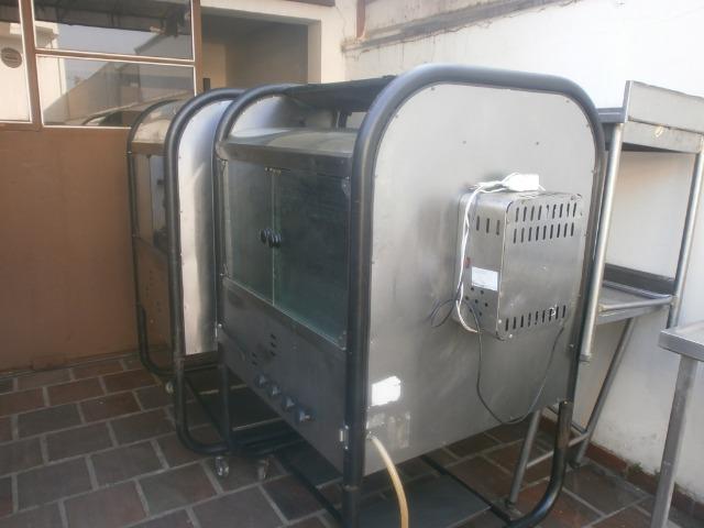 Maquina de assar carnes - modelo venancio roda gigante