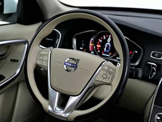 VOLVO S60 2015/2016 2.0 T5 MOMENTUM 16V TURBO GASOLINA 4P AUTOMÁTICO - Foto 9