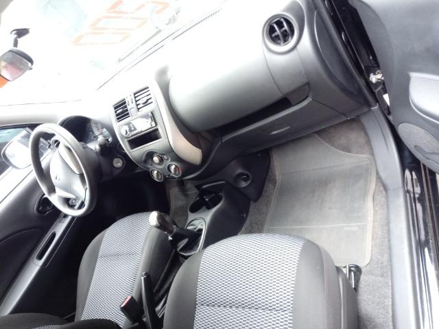 Nissan March 1.0 - Foto 2