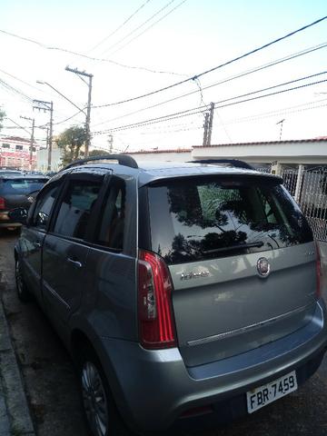 Fiat idea essence dualogic 1.6 completo, excelente estado. Troco por carro com menor valor