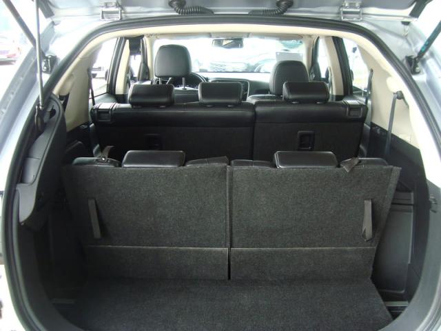 MITSUBISHI OUTLANDER HPE-S 2.2 Diesel 4x4 Aut. - Foto 7