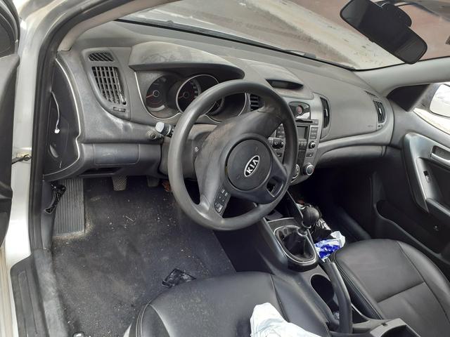 Sucata kia cerato 2010 - Foto 5