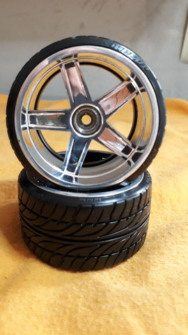 Rodas e pneus HPI Racing originais drjft LP 35 - Foto 5