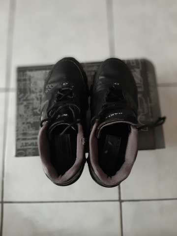 tenis oakley 8.0