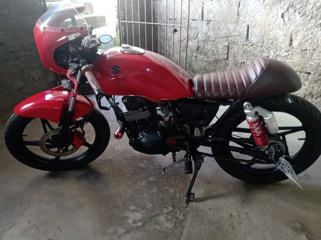 VENDE-SE SUSUKI YES