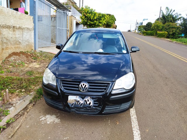 POLO SEDAN 1.6 COMPLETO