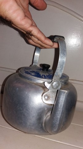 Chaleira Antiga De Alumínio  - Foto 4