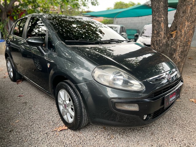 Fiat Punto Attractive 2013 1.4 Flex (Já financiado)