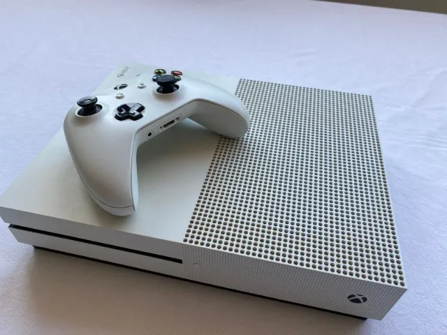 Xbox one s com fortnite  +236 anúncios na OLX Brasil