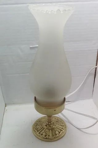 Abajur Em Bronze Modelo Candinheiro - Foto 2