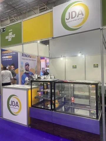 Balcão refrigerado para tortas e sobremesas- linha luxo - marca iglu  - Foto 2