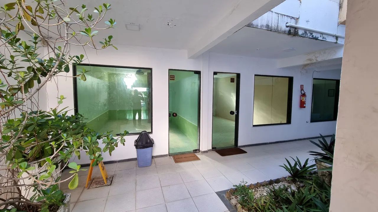 Salas comerciais para alugar na Coroa do Meio - Foto 2