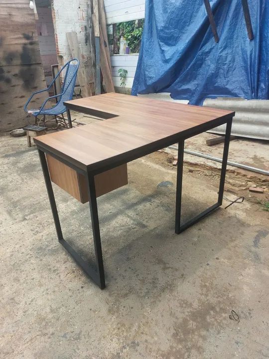 Mesa de Escritório em L com Gaveta - Foto 3