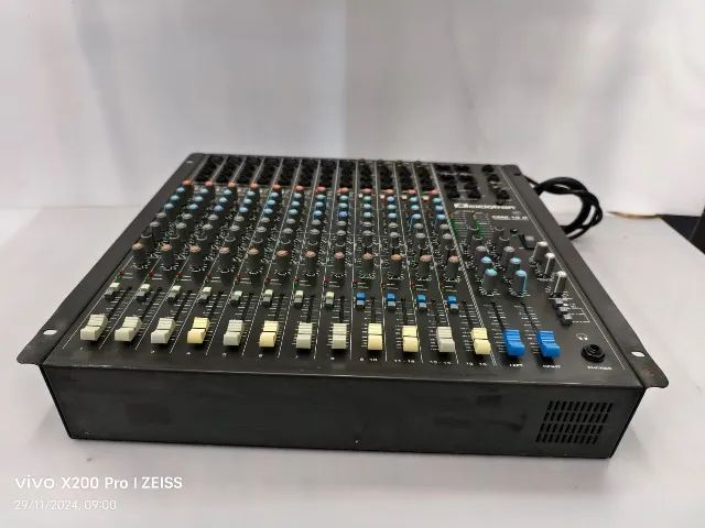 Mesa Ciclotron Csm 16r 3 Auxiliares E Saída Balanceada!! - Foto 5