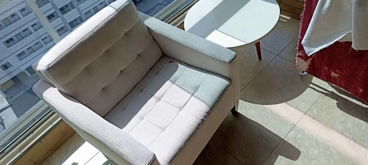 Poltrona confortável e elegante para sua sala - Foto 3