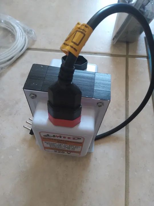 Transformador Bivolt 1500 VA - UNitel - Foto 2