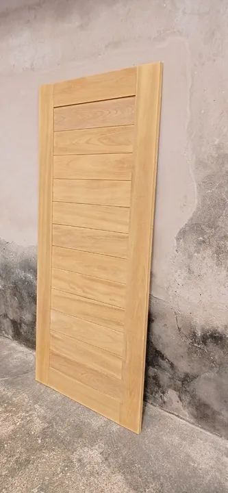 Porta em Madeira Maciça Tatajuba - Foto 2