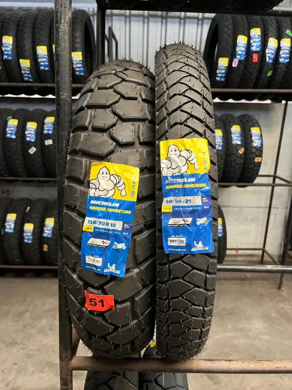 Par de Pneu Michelin Anakee Adventure 150/70-18 e 90/90-21 Tiger