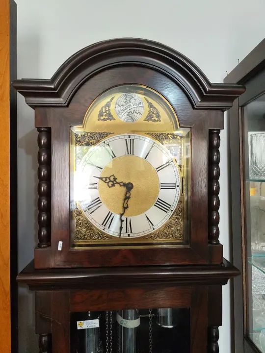 Urgus Floor Clock64728430655874121