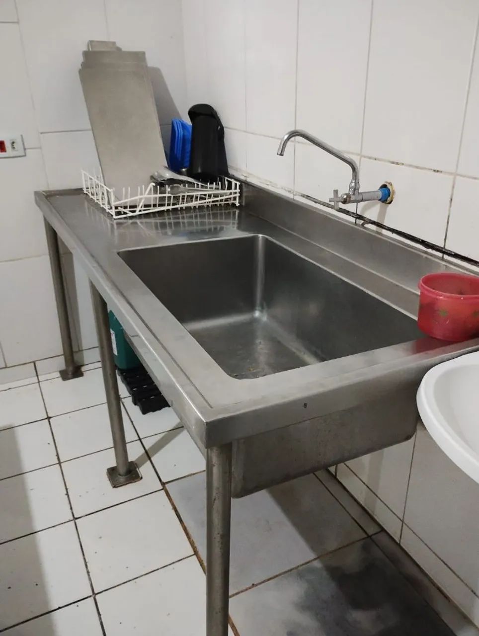 Pia industrial  em aço inox com cuba grande 