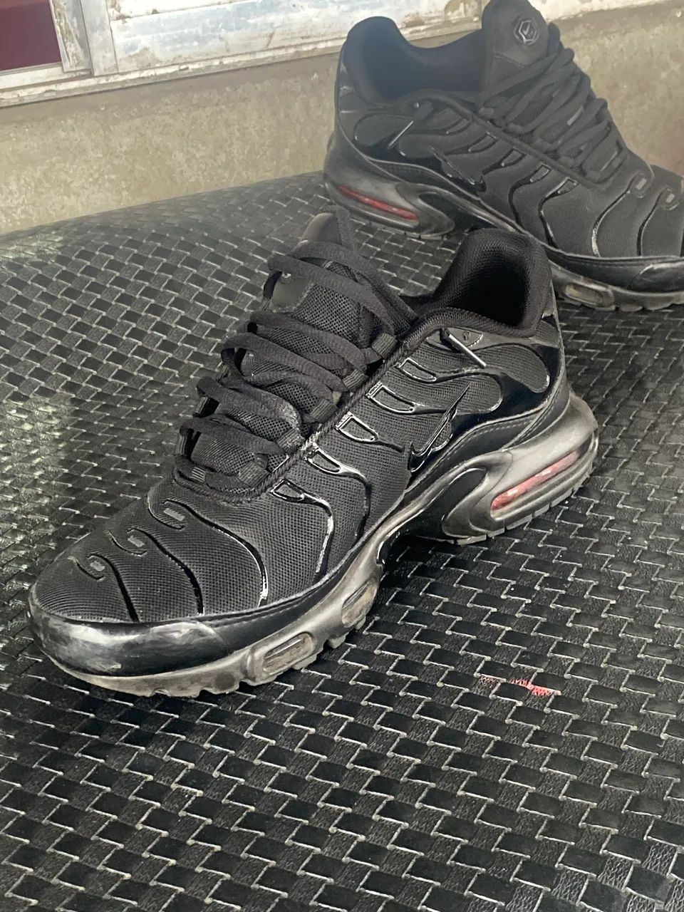 Nike TN todo preto, motivo da venda ficou apertado no meu pé  - Foto 4