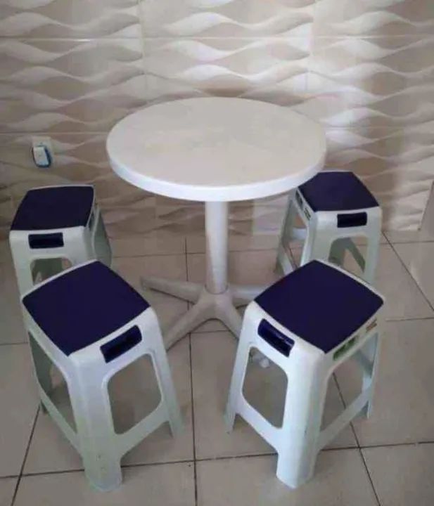 Conjunto de mesa  desmontável redonda 