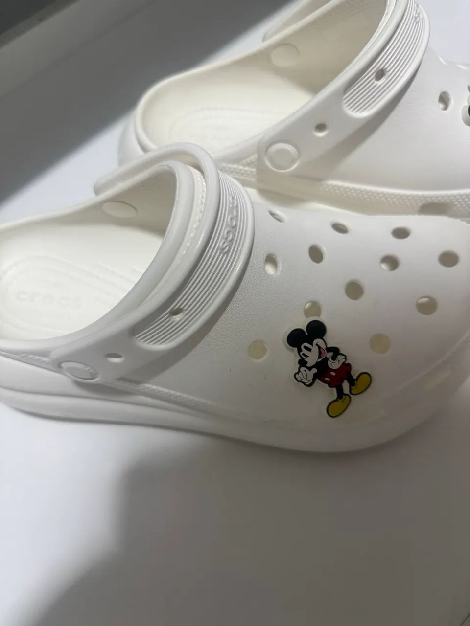 Sandália Crocs - Foto 4