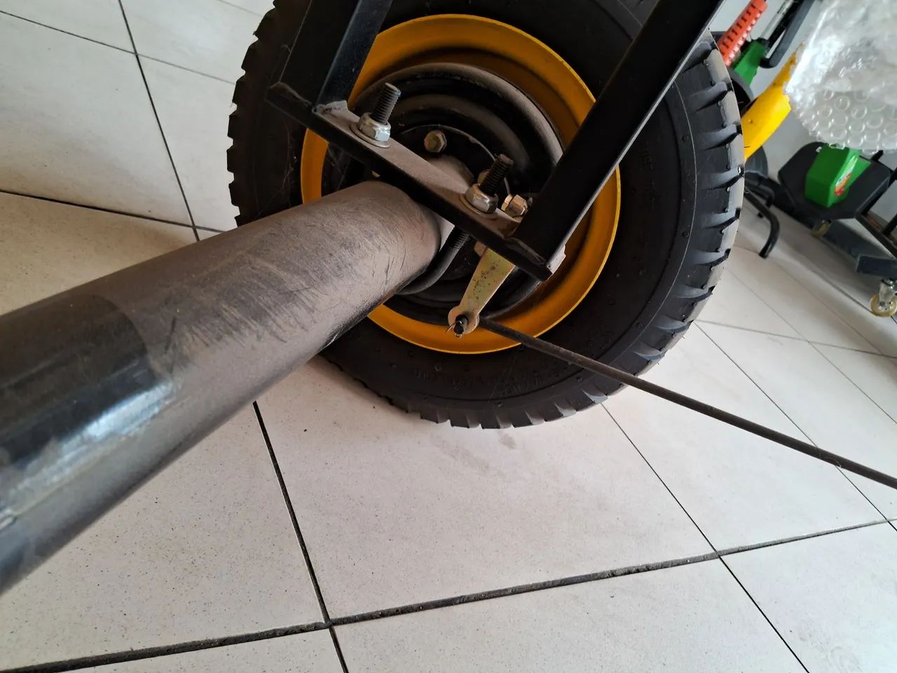 Motocultivador so vendo a carreta leia o anuncio - Foto 3