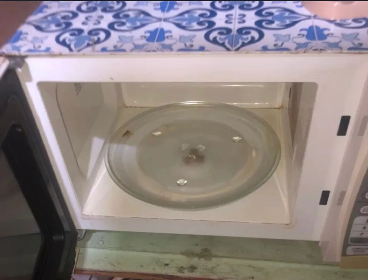 Micro-ondas Electrolux - Usado - Foto 2