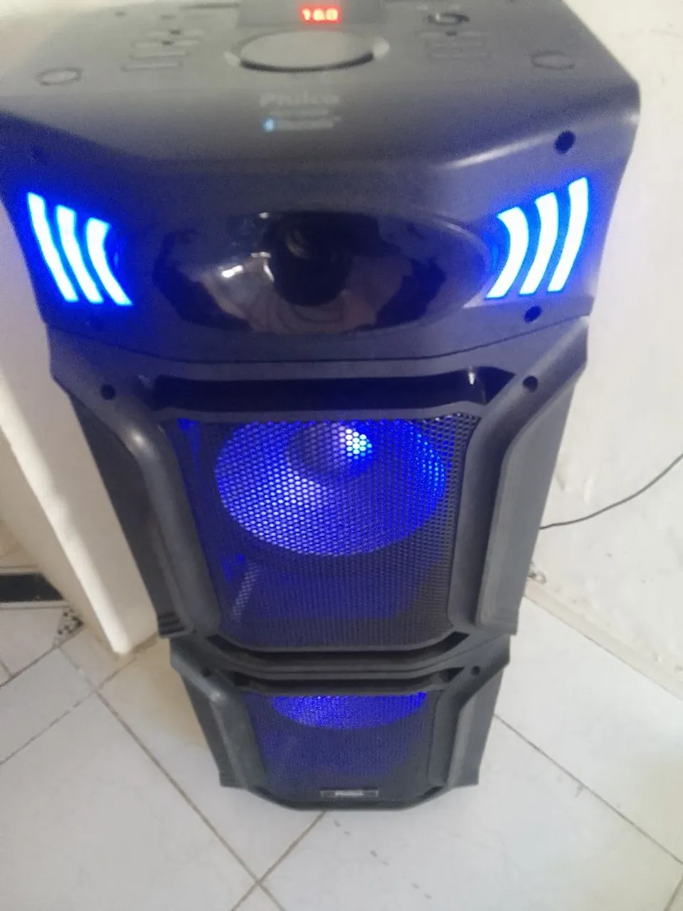 Caixa de Som Philco Bluetooth com Luzes LED